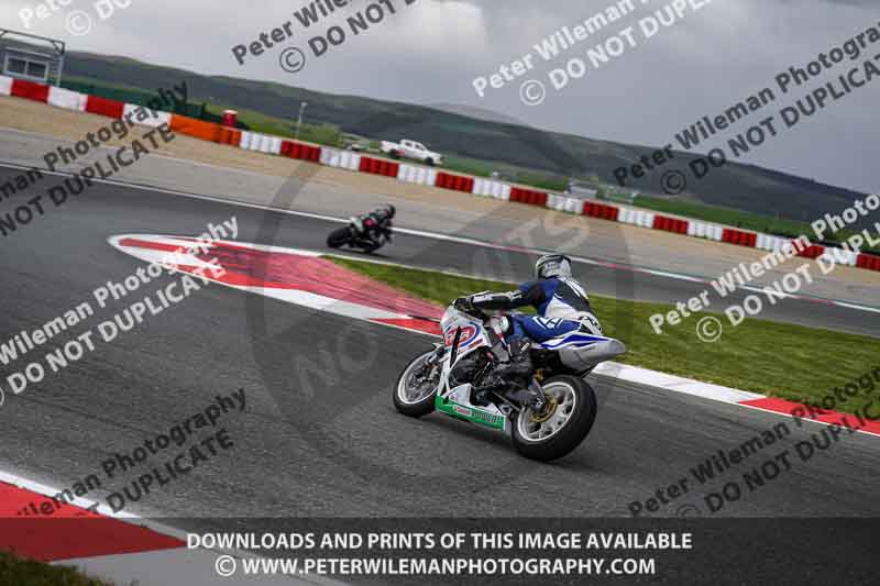 cadwell no limits trackday;cadwell park;cadwell park photographs;cadwell trackday photographs;enduro digital images;event digital images;eventdigitalimages;navarra;no limits trackdays;peter wileman photography;racing digital images;trackday digital images;trackday photos